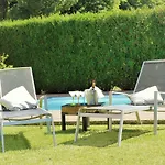 Bonita Villa Pareada Con Piscina Privada